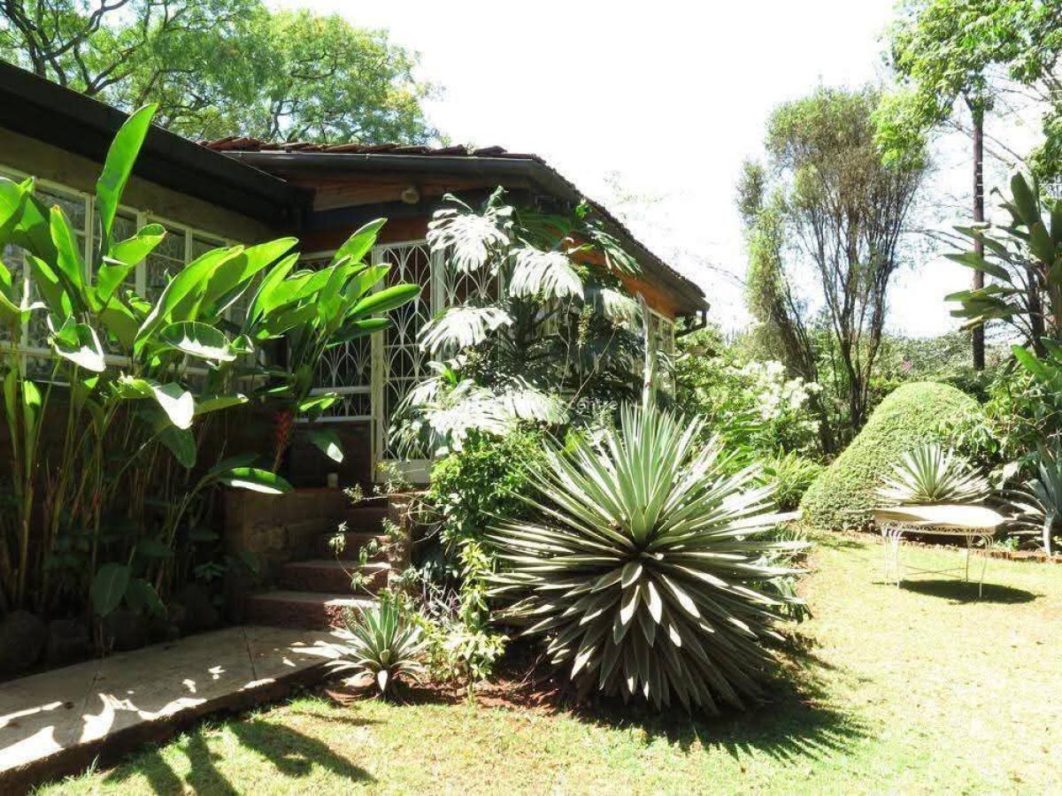 0.8 Plot, Chalbi Drive, Lavington, Nairobi, Residential Land for Sale