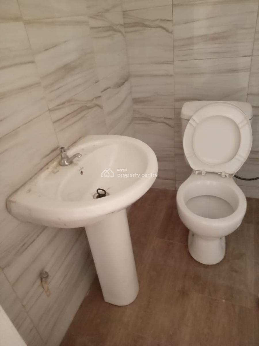 Three (3) Bedroom Spacious Maisonette, Kilimani, Hurlingham., Kilimani, Nairobi, Office Space for Rent