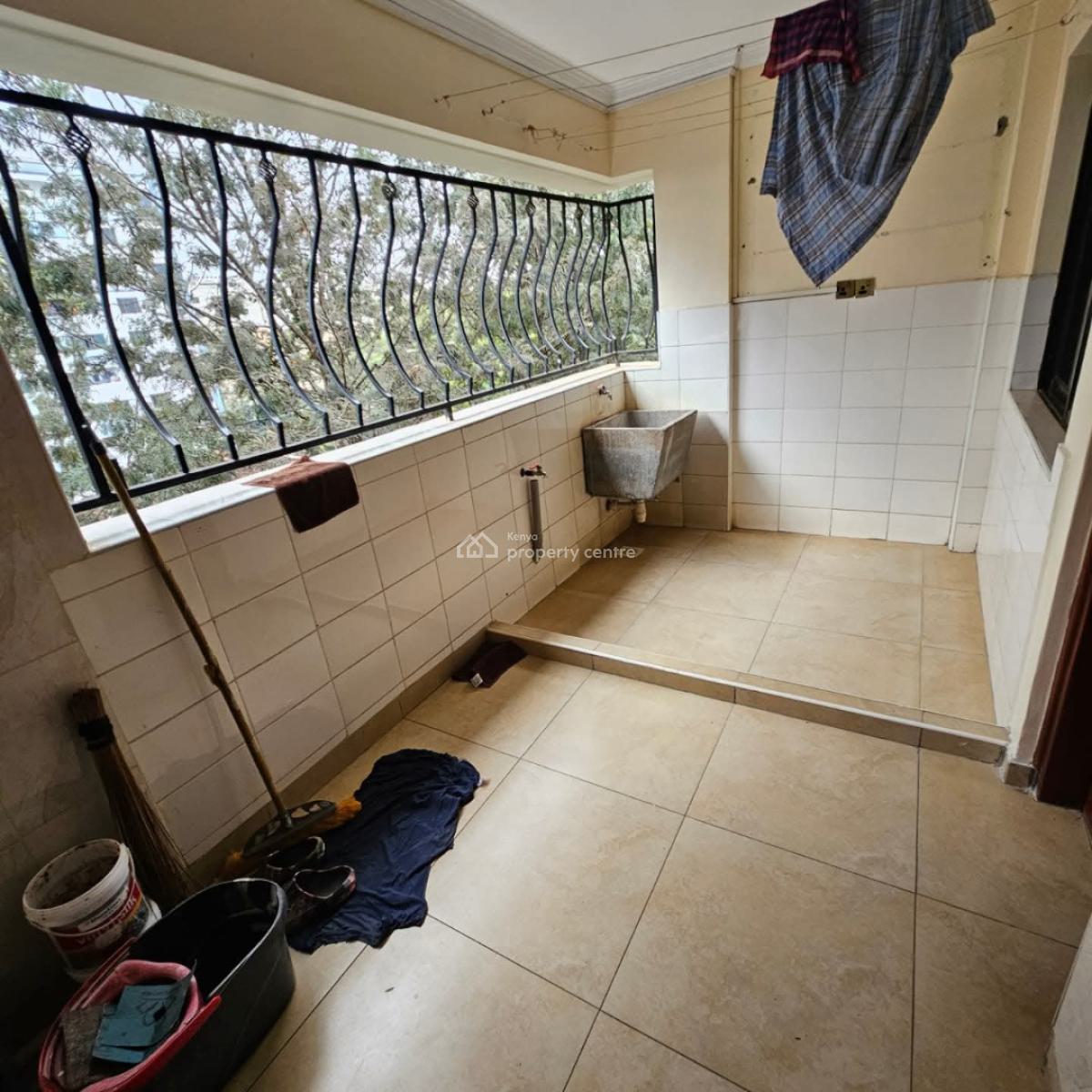 Luxurious 4 Bedroom Plus Dsq Penthouse Apartment in, Lavington, Lavington, Nairobi, Apartment for Rent