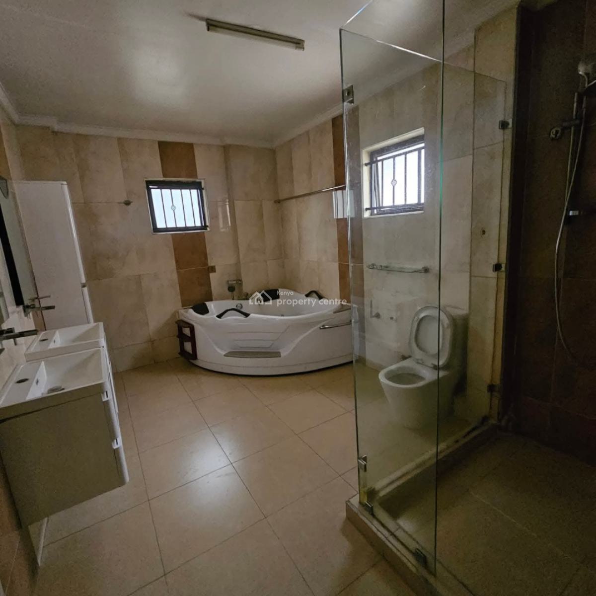 Luxurious 4 Bedroom Plus Dsq Penthouse Apartment in, Lavington, Lavington, Nairobi, Apartment for Rent
