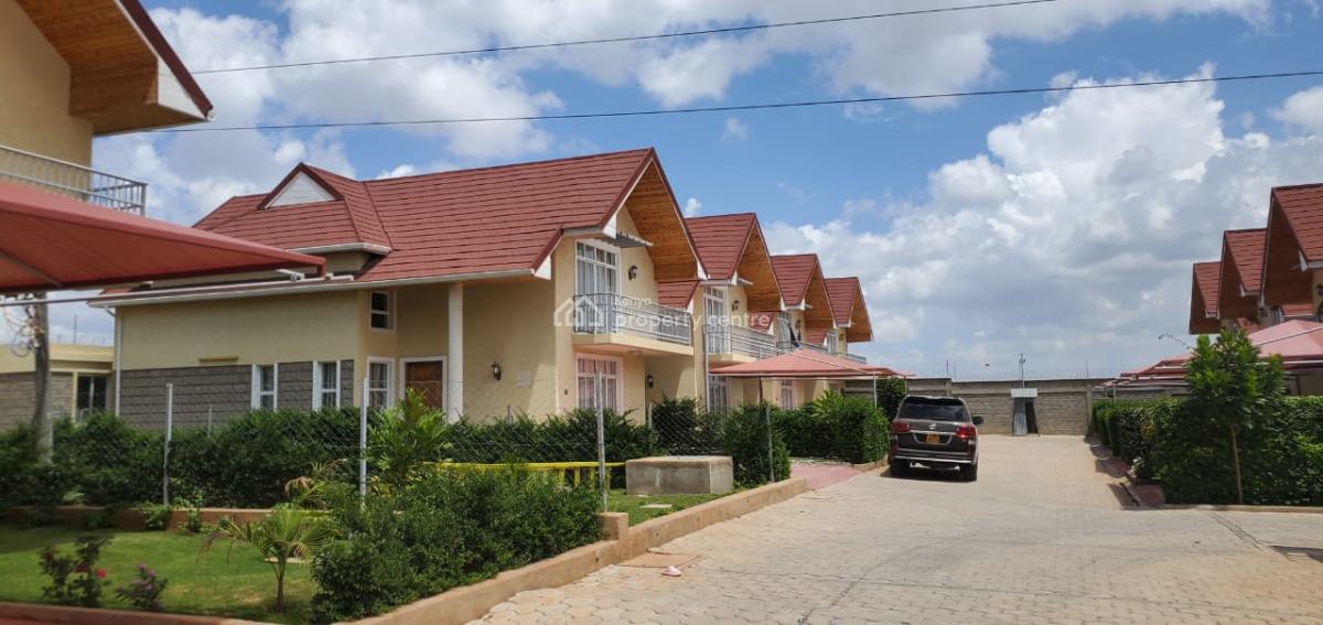 Luxurious 4 Bedroom Townhouse, Along Namanga Road, Kitengela, Kajiado, Townhouse for Rent