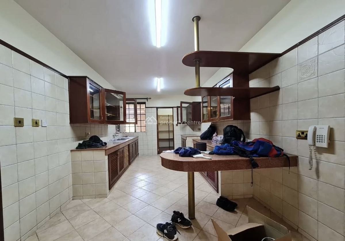Luxury 4 Bedroom Duplex  Townhouse with Dsq, Kilimani, Nairobi, House for Rent