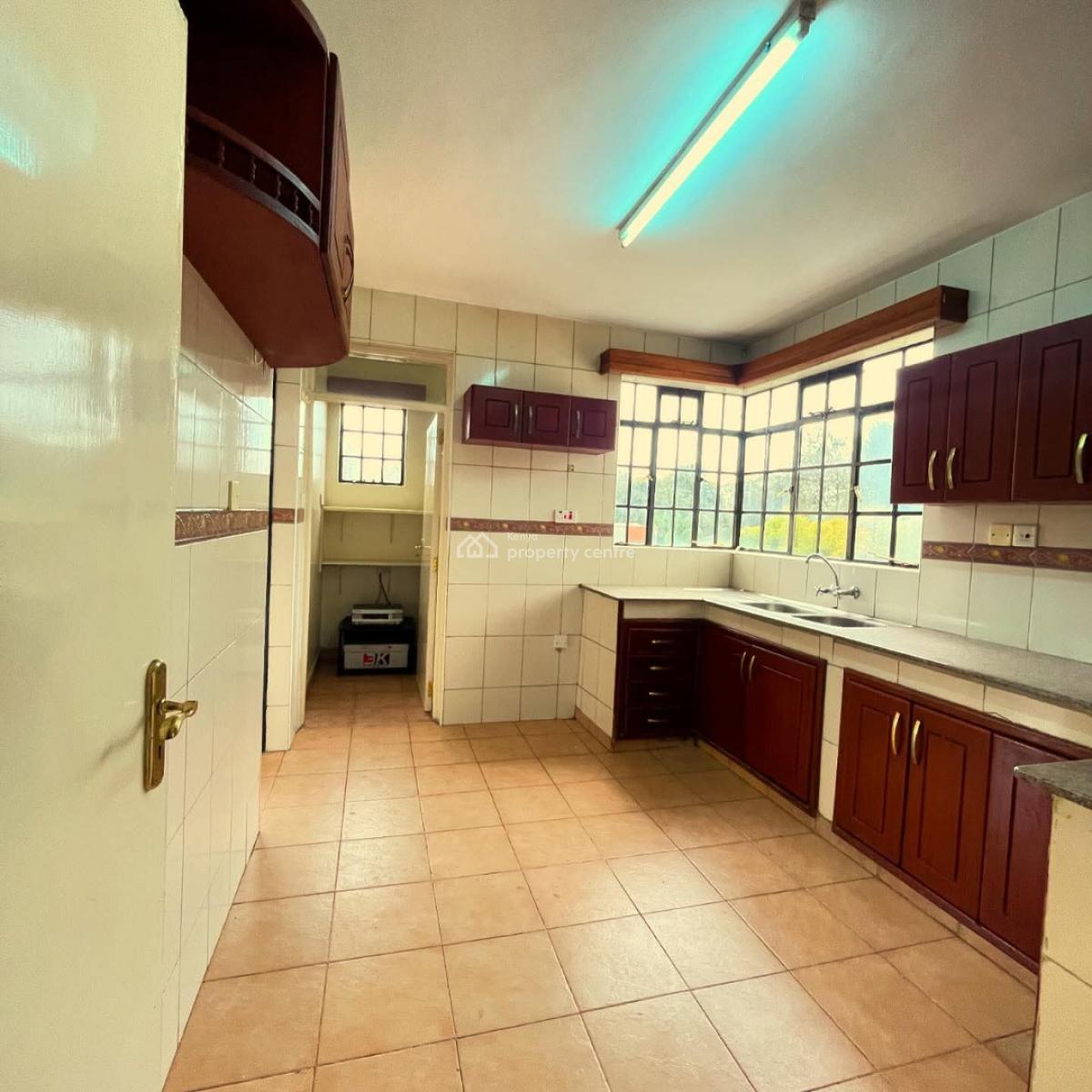 Homely 3 Bedroom Plus Dsq Apartment in Kilimani, Kilimani, Kilimani, Nairobi, Apartment for Rent