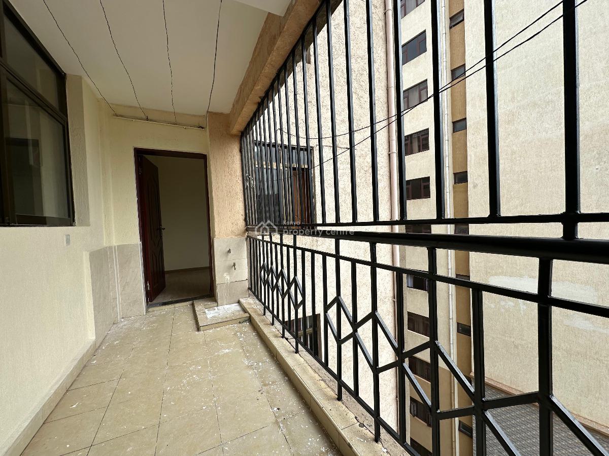 Spacious 2 Bedroom Apartment + Sq in Nairobi, Kilimani, Kilimani, Nairobi, Apartment for Rent