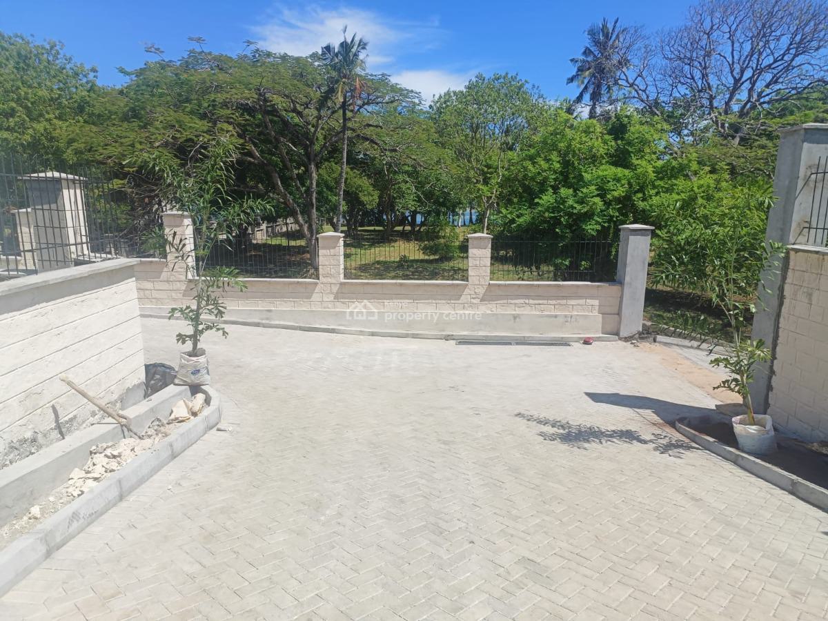 Prime Half Acre 1st Row Beach Plots, Diani Beach, Diani, Ukunda, Kwale, Residential Land for Sale