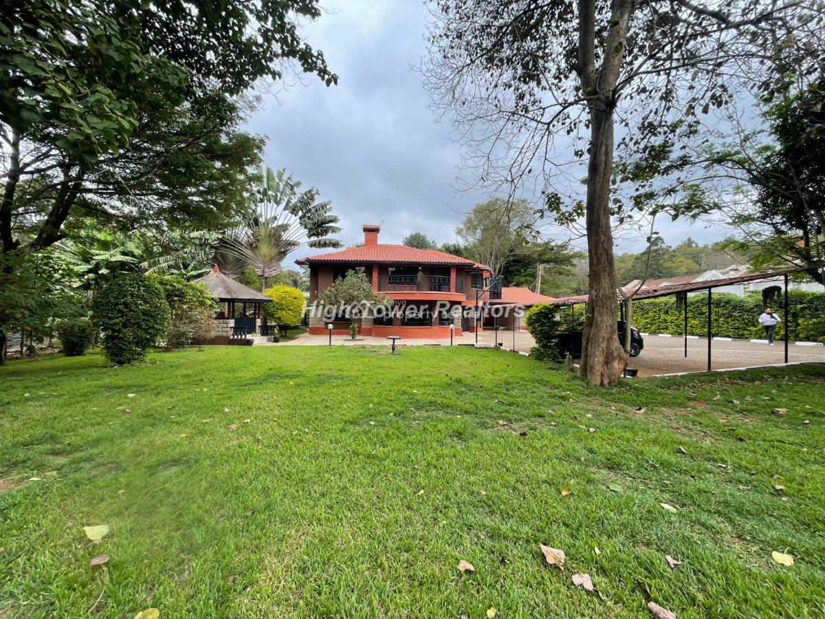 The Lush-wood Residence, Karen, Nairobi, House for Rent