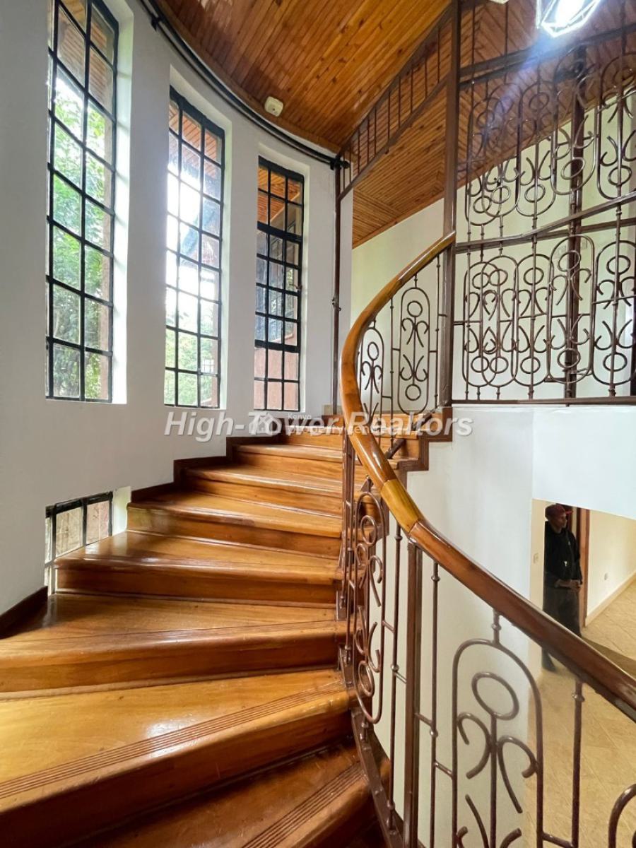 The Lush-wood Residence, Karen, Nairobi, House for Rent