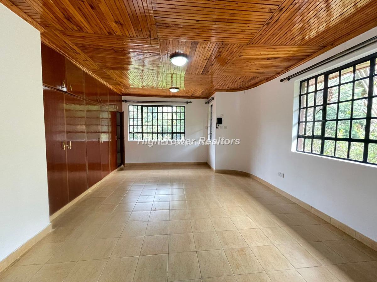 The Lush-wood Residence, Karen, Nairobi, House for Rent
