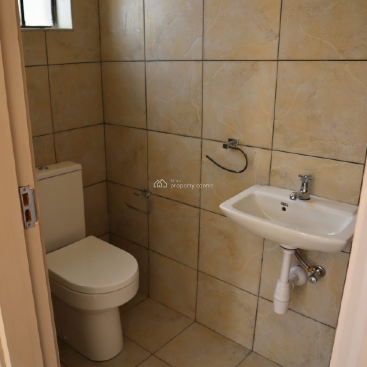 4 Bedroom Maisonette in Ruiru, Murera Coffee Highway, Ruiru, Kiambu, Townhouse for Rent