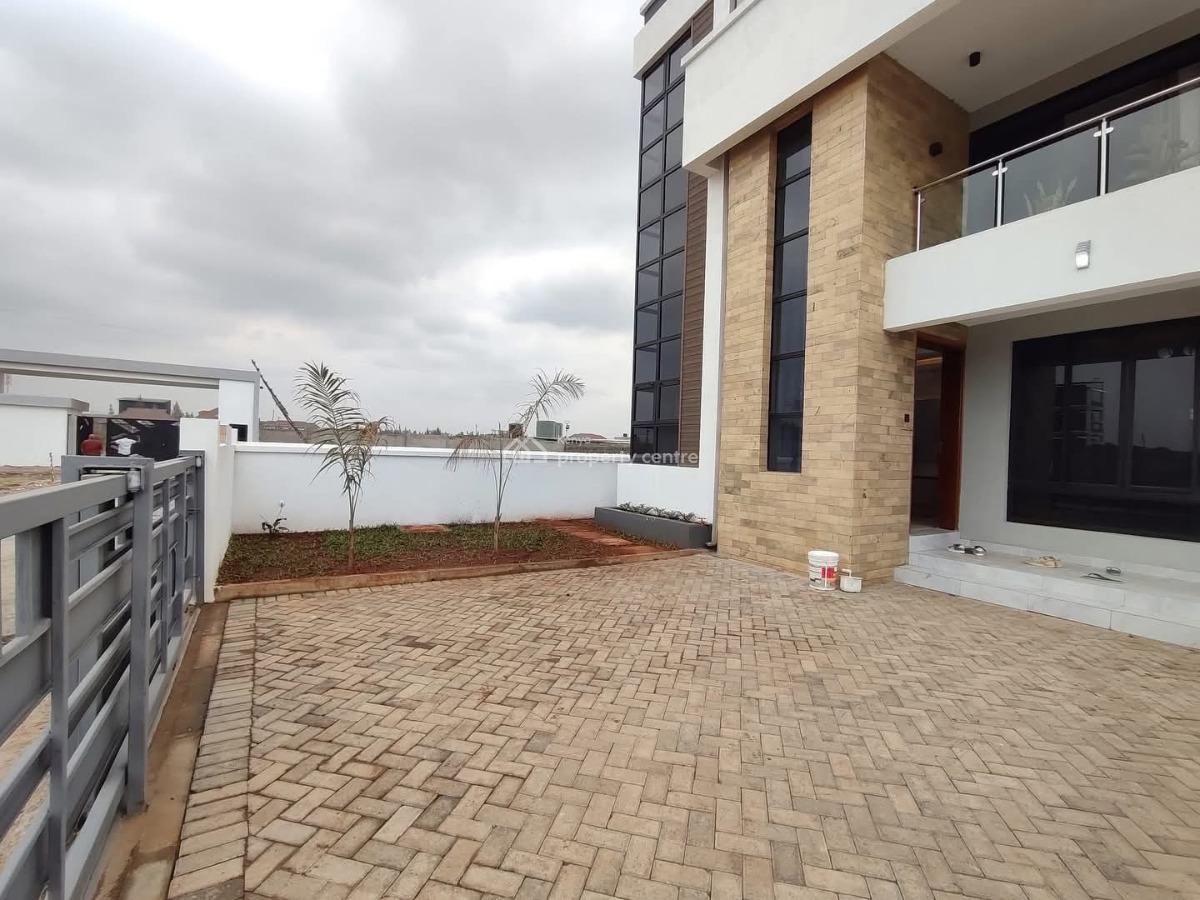 4-bedroom Villa + Dsq / Gated Community in Ruiru, Eastern Bypass, Ruiru, Kiambu, House for Sale