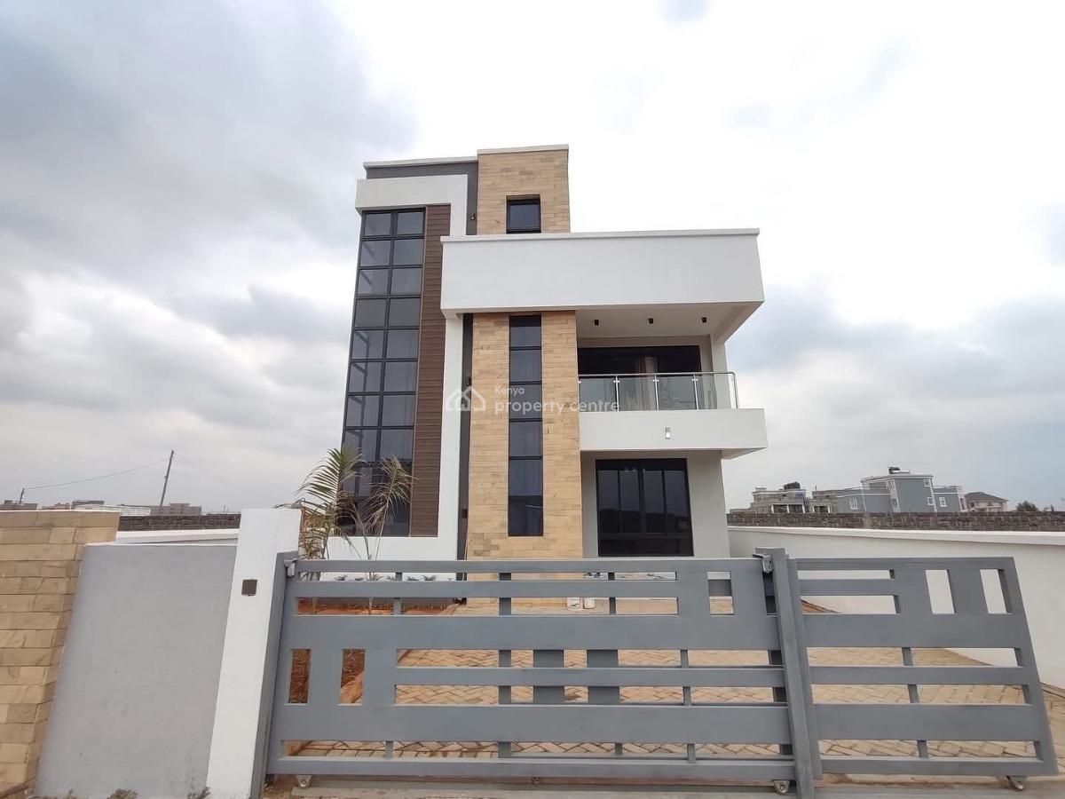 4-bedroom Villa + Dsq / Gated Community in Ruiru, Eastern Bypass, Ruiru, Kiambu, House for Sale