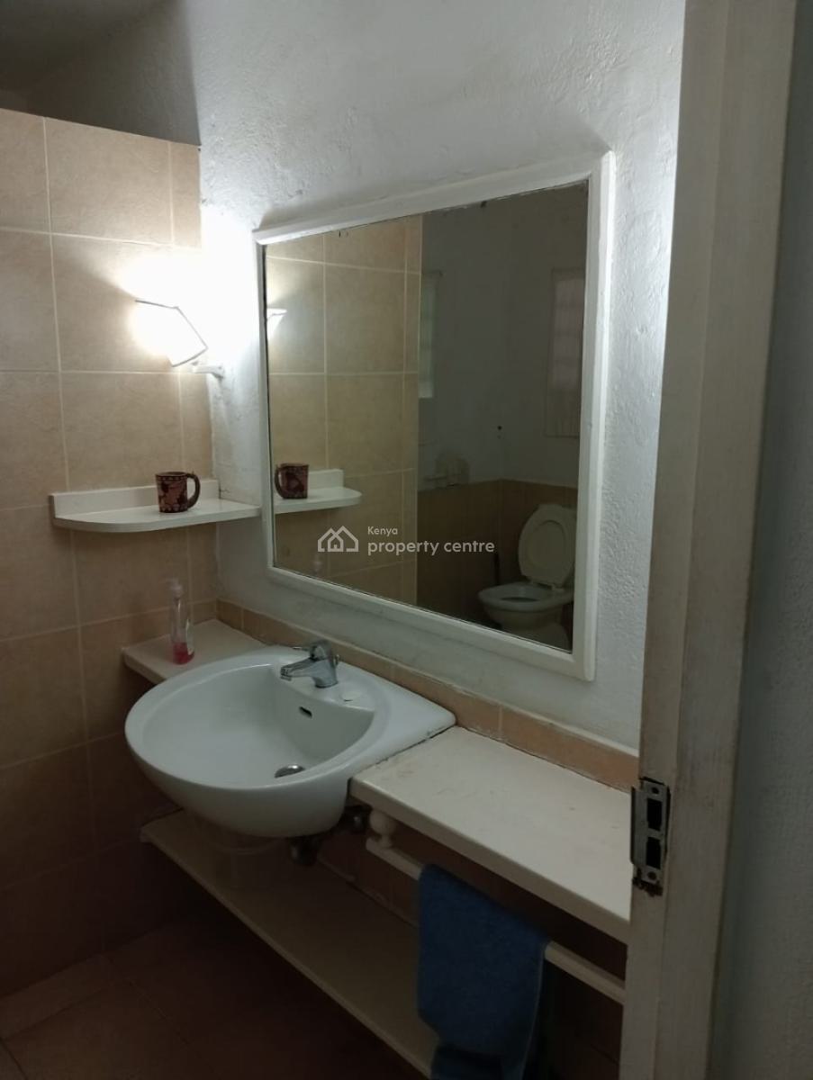 Short-stay Luxury Beachfront 2-bedroom Villa in Malindi, Harbourkey Villas, Malindi Town, Kilifi, Detached Duplex Short Let