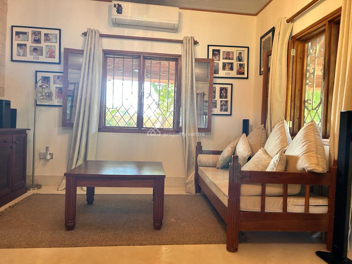 Luxury 3-bedroom Bungalows Short-stay in Kilifi, Bofa Beach, Mtwapa, Kilifi, House Short Let