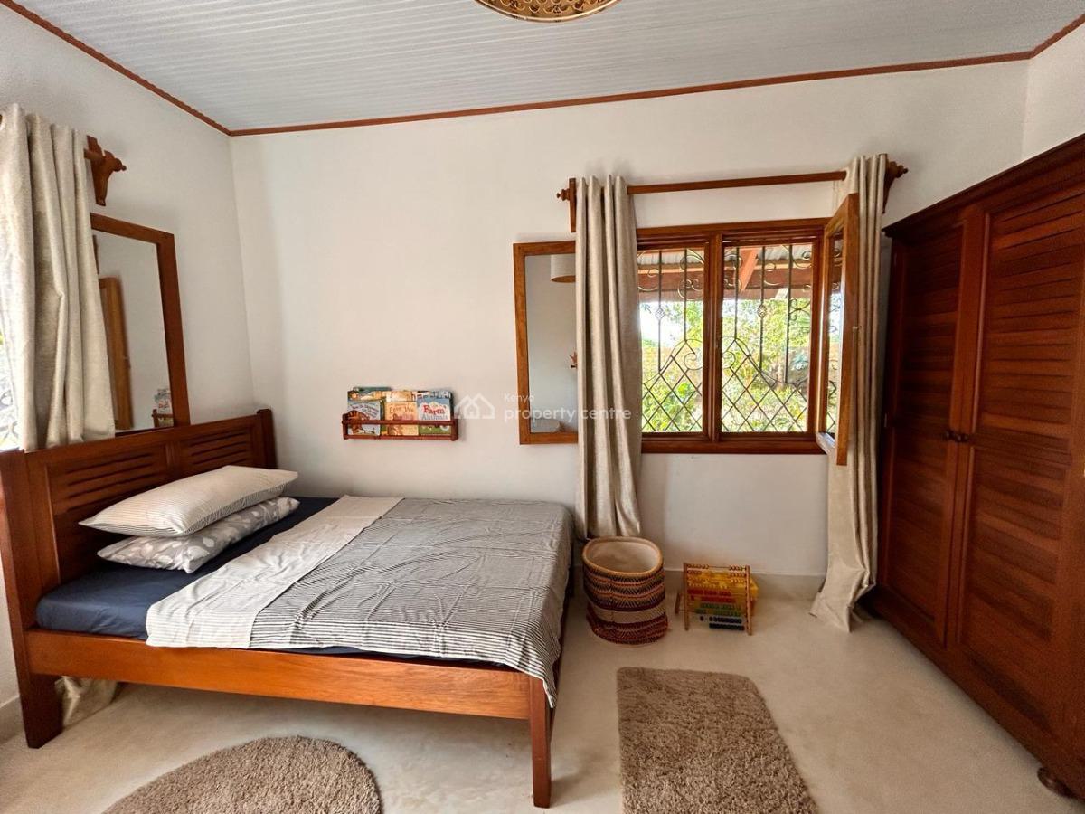Luxury 3-bedroom Bungalows Short-stay in Kilifi, Bofa Beach, Mtwapa, Kilifi, House Short Let