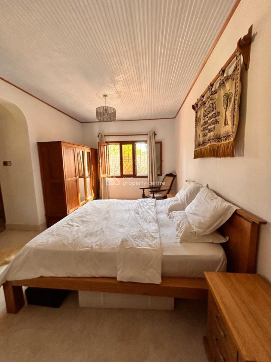 Luxury 3-bedroom Bungalows Short-stay in Kilifi, Bofa Beach, Mtwapa, Kilifi, House Short Let