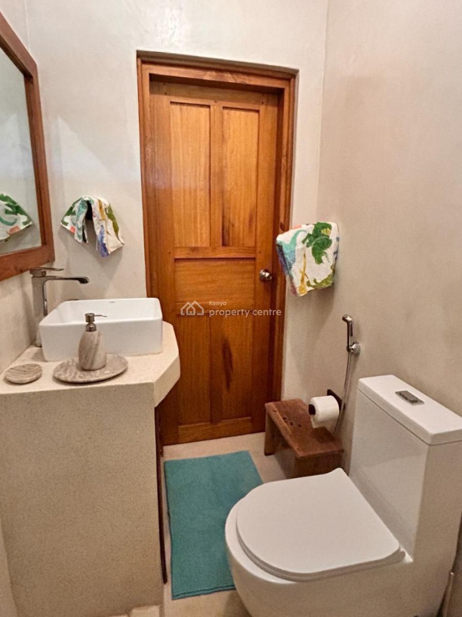 Luxury 3-bedroom Bungalows Short-stay in Kilifi, Bofa Beach, Mtwapa, Kilifi, House Short Let