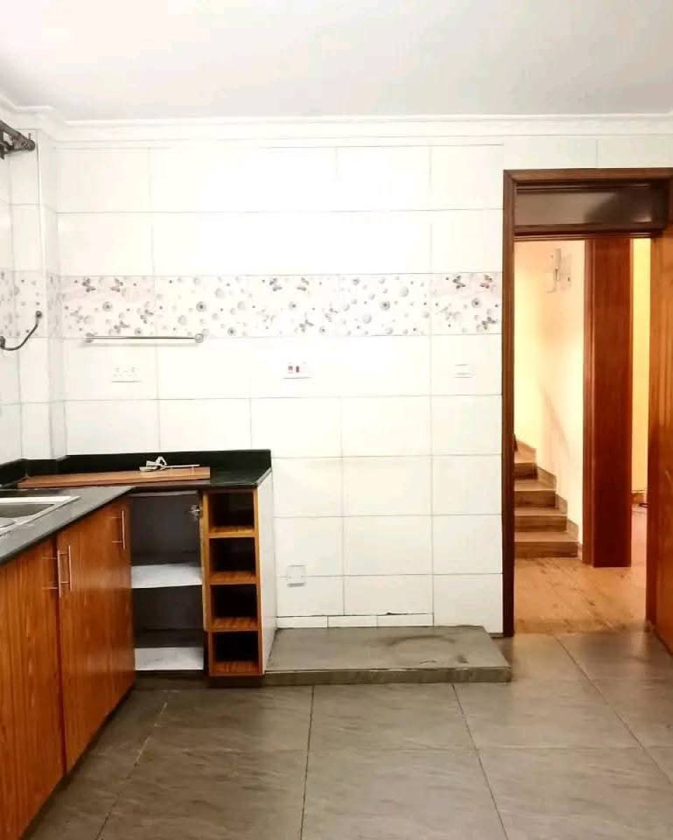 4 Bedroom House, Kerarapon Road, Karen, Nairobi, Townhouse for Rent