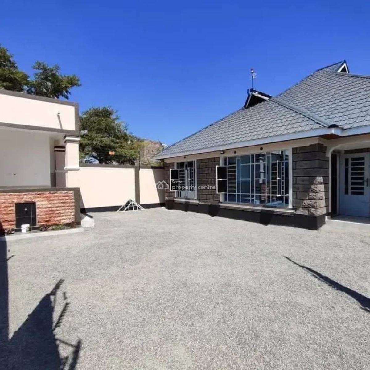3 Bedroom All En-suite Bungalow  in  Ruiru, Mugutha, Mugutha, Ruiru, Kiambu, Detached Bungalow for Sale