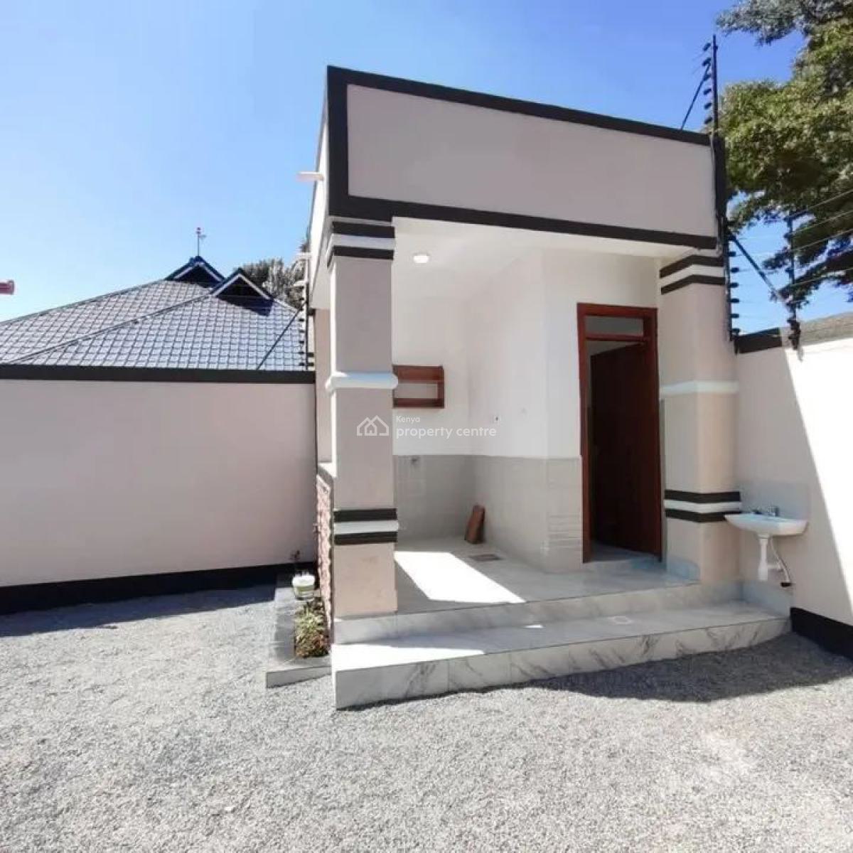 3 Bedroom All En-suite Bungalow  in  Ruiru, Mugutha, Mugutha, Ruiru, Kiambu, Detached Bungalow for Sale
