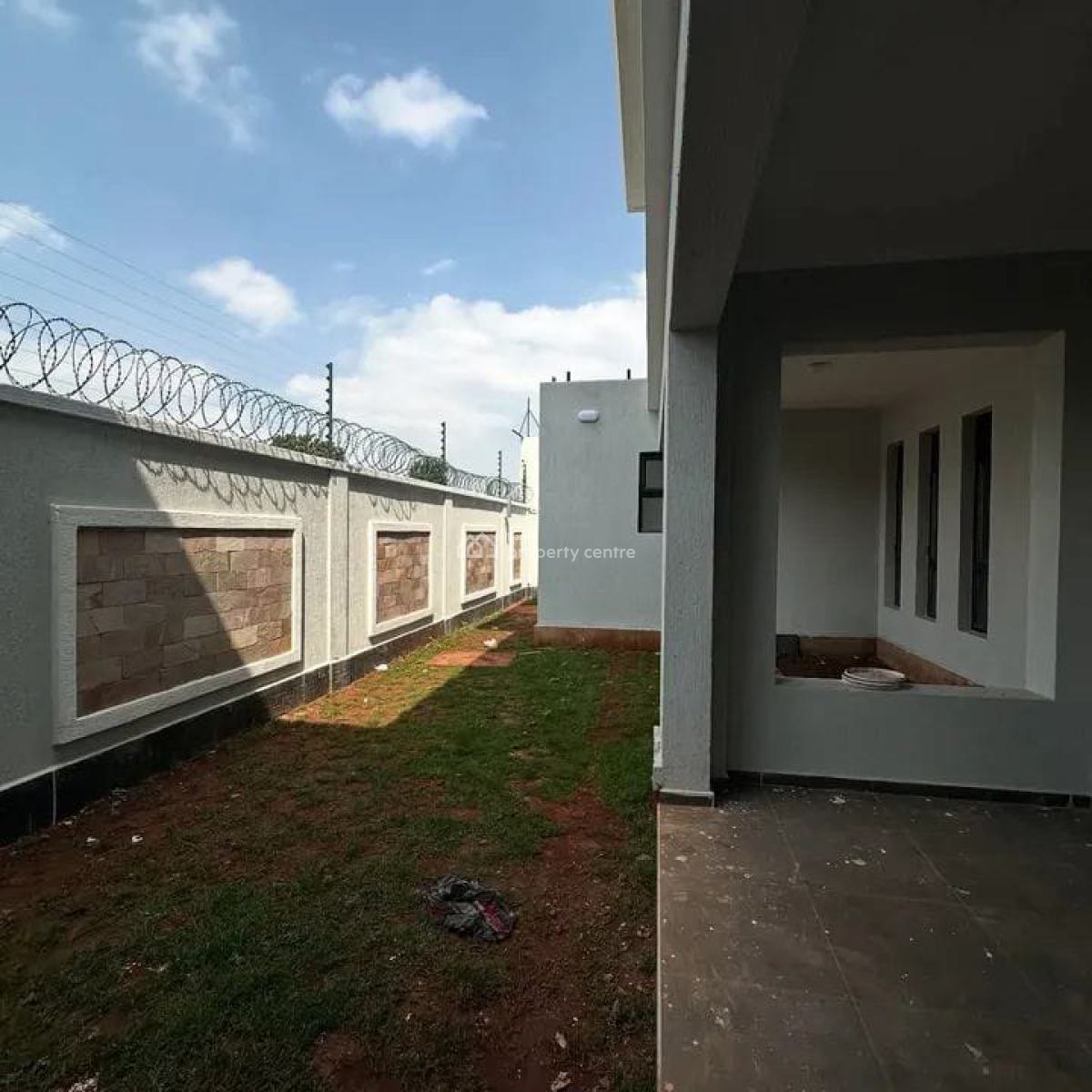 5 Bedroom Maisonette  in Ruiru, Ruiru, Ruiru, Kiambu, Townhouse for Sale