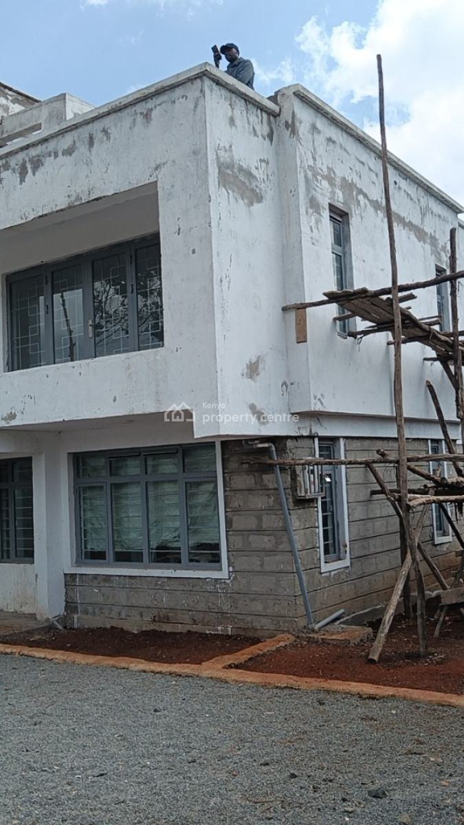 Beautiful 4bedroom Maisonette All Ensuite on Eighth in Kikuyu., 200m From Tarmac, Kikuyu, Kiambu, House for Sale