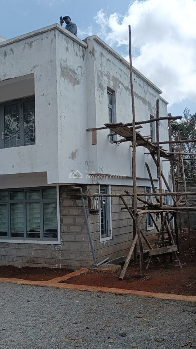 Beautiful 4bedroom Maisonette All Ensuite on Eighth in Kikuyu., 200m From Tarmac, Kikuyu, Kiambu, House for Sale