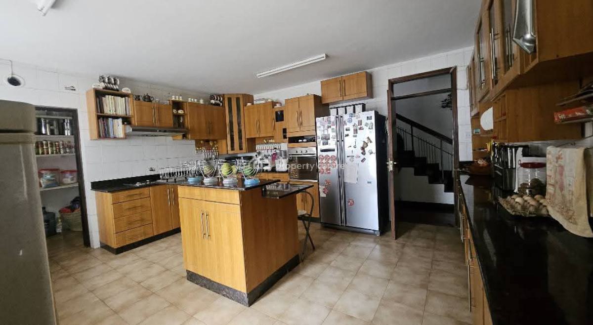 Luxurious 4 Bedroom Home All Ensuite with Dsq on Half Acre in Runda., Runda, Westlands, Nairobi, House for Sale