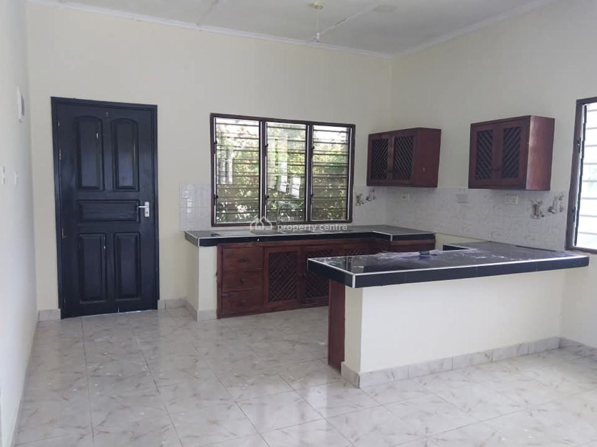 Spacious 2-bedroom Standalone Bungalow  -- Casuarina Road, Mali, Casuarina Rd, Malindi Town, Kilifi, Detached Bungalow for Sale
