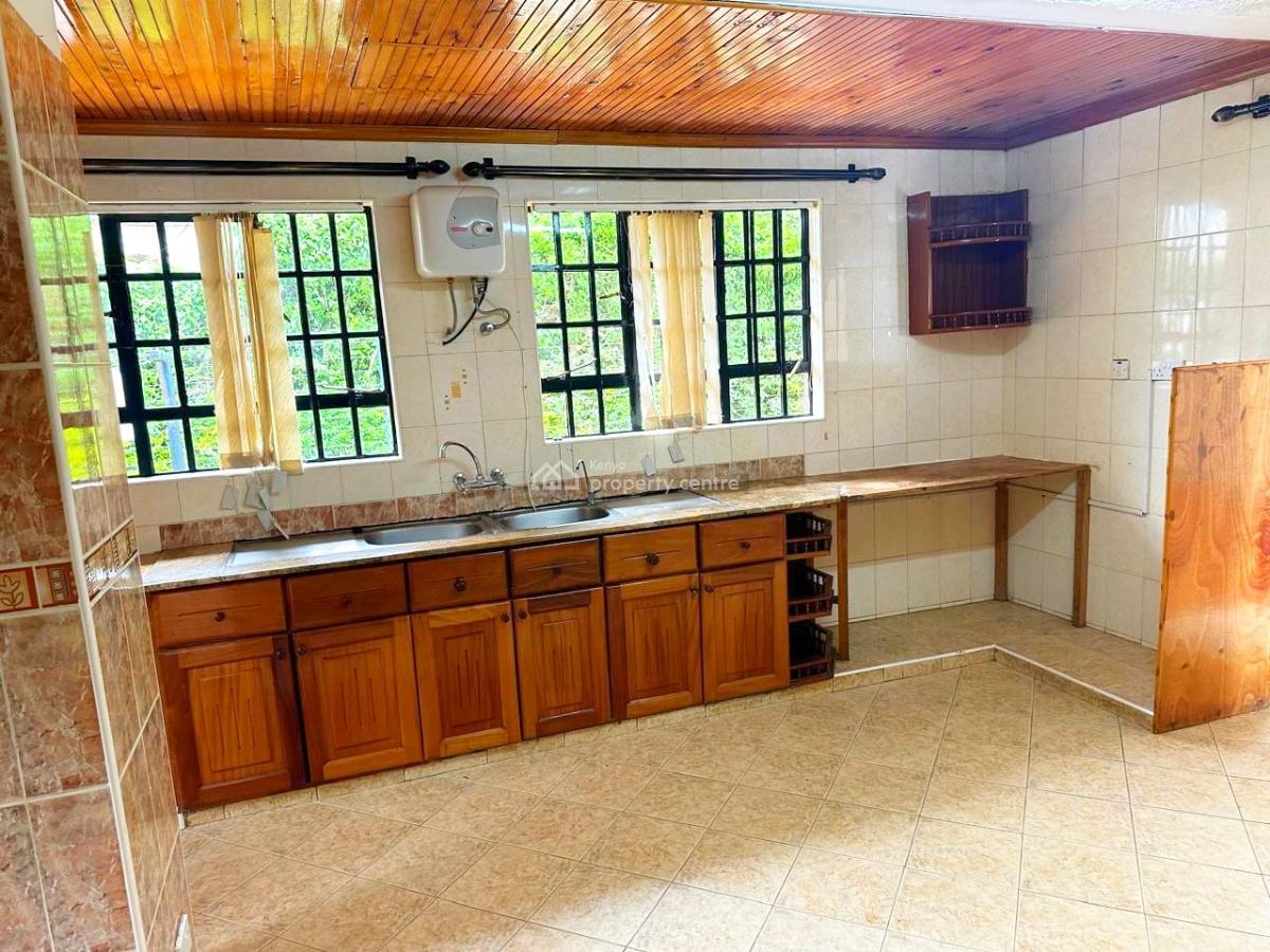 Luxurious 4-bedroom Home -- Half Acre Gem!, Windy Ridge, Karen, Nairobi, Townhouse for Rent