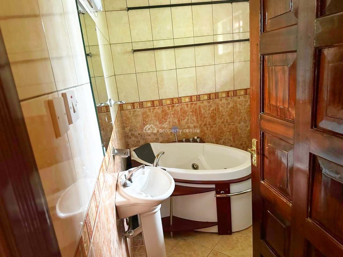 Luxurious 4-bedroom Home -- Half Acre Gem!, Windy Ridge, Karen, Nairobi, Townhouse for Rent