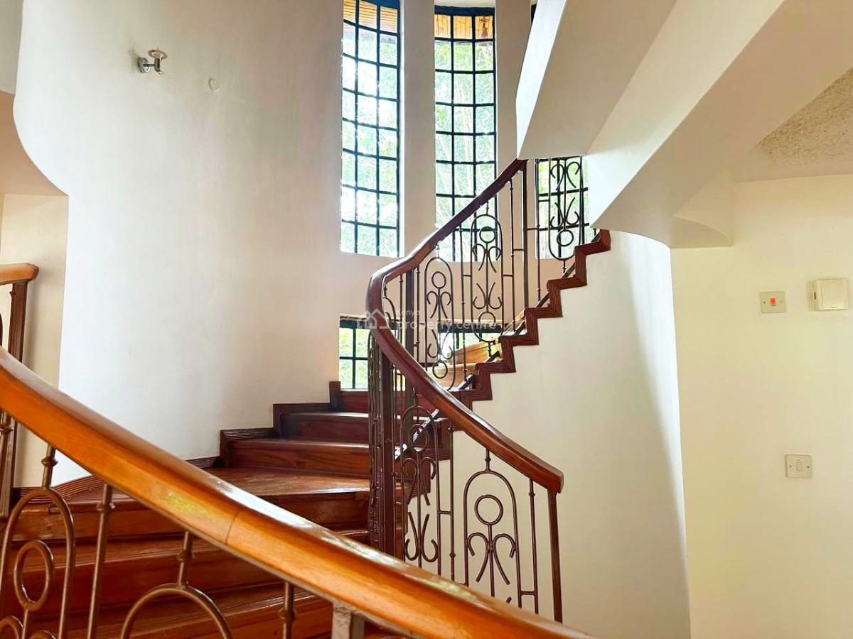 Luxurious 4-bedroom Home -- Half Acre Gem!, Windy Ridge, Karen, Nairobi, Townhouse for Rent