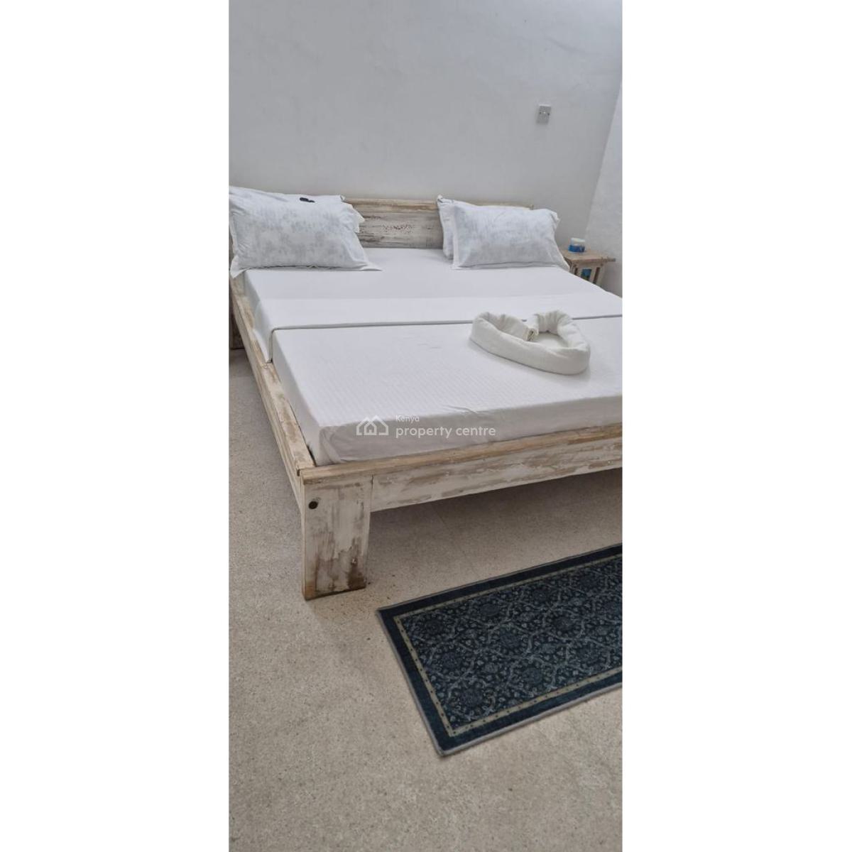 Fully Furnished 2-bedroom Short Stay Apartment in Savannah, Malindi., Savannah Residence, Malindi Town, Kilifi, Apartment Short Let