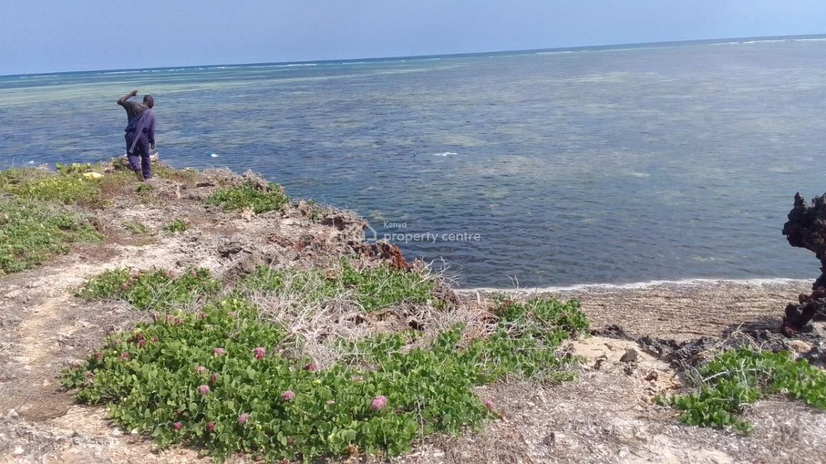 Prime 1 Acre Beachfront Land  in Watamu --- Kes 30,000,000, Jacaranda Road & Watamu Town Center, Watamu, Kilifi, Land for Sale