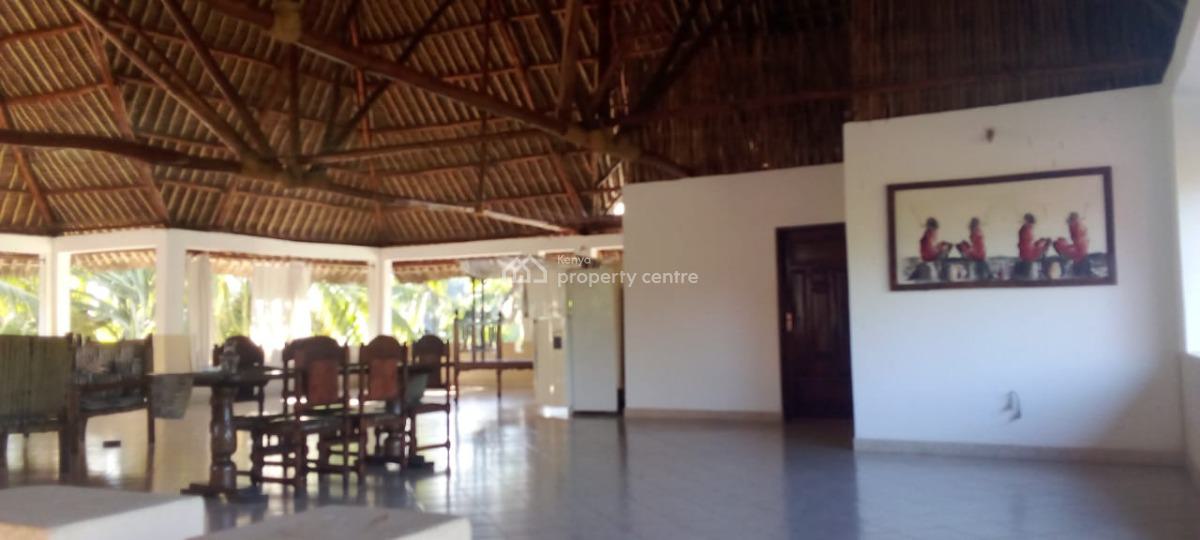 Exquisite 4-bedroom Ensuite Villa with Pool for Short Stay in Watamu., Watamu, Watamu, Kilifi, House Short Let