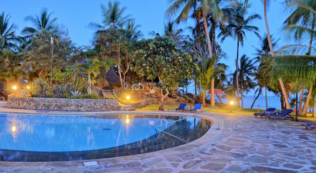 4 Star Beach Hotel with 191 Rooms in Diani Beach-kenyan Coast 4b, Ukunda Diani Kwale, Ukunda, Kwale, Hotel / Guest House for Sale