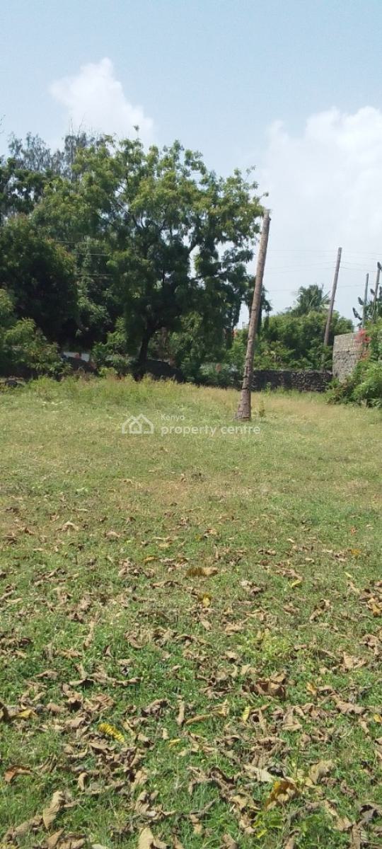 0.3113 Ha. Property with a Dilapidated Block and a Swimming Pool in Ny, Nyali Mombasa, Nyali, Mombasa, Commercial Property for Sale