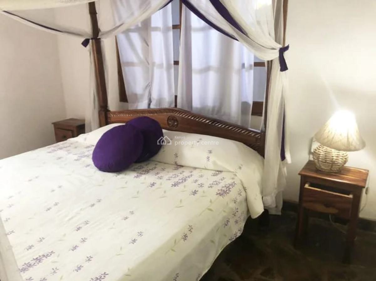 6 Bedroom Fulfurniture Sitting on 1acre and Quarter Watamu,beach 78m, Watamu, Watamu, Kilifi, Townhouse for Sale