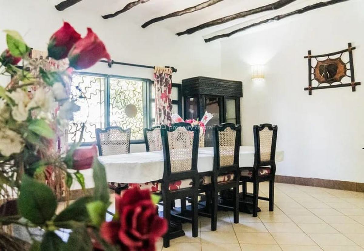 6 Bedroom Fulfurniture Sitting on 1acre and Quarter Watamu,beach 78m, Watamu, Watamu, Kilifi, Townhouse for Sale