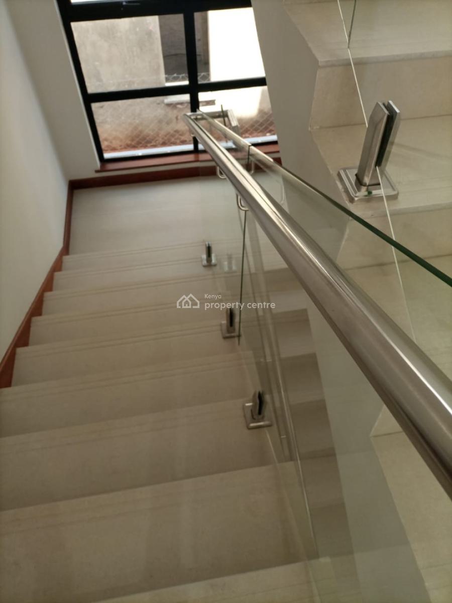 4 Bedroom House with Sq All Ensuite Membley Estate 33m, Ruiru, Ruiru, Kiambu, Townhouse for Sale