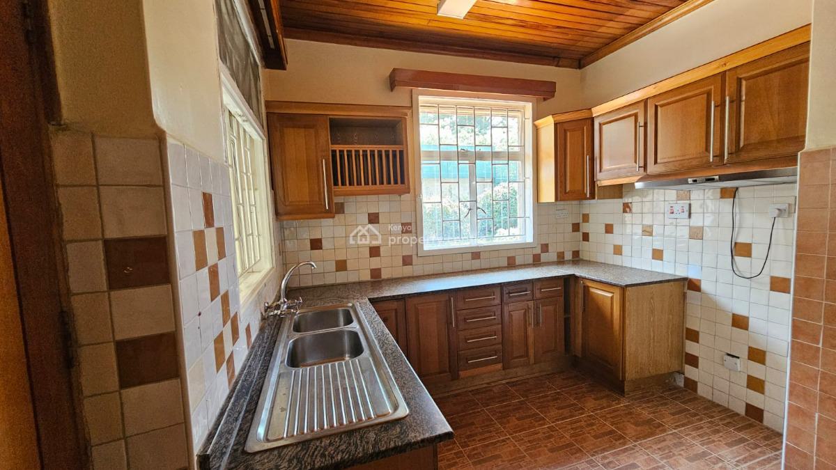 Spacious & Well-maintained 4-bedroom Bungalow in Loresho, Loresho, Loresho, Westlands, Nairobi, Terraced Bungalow for Rent