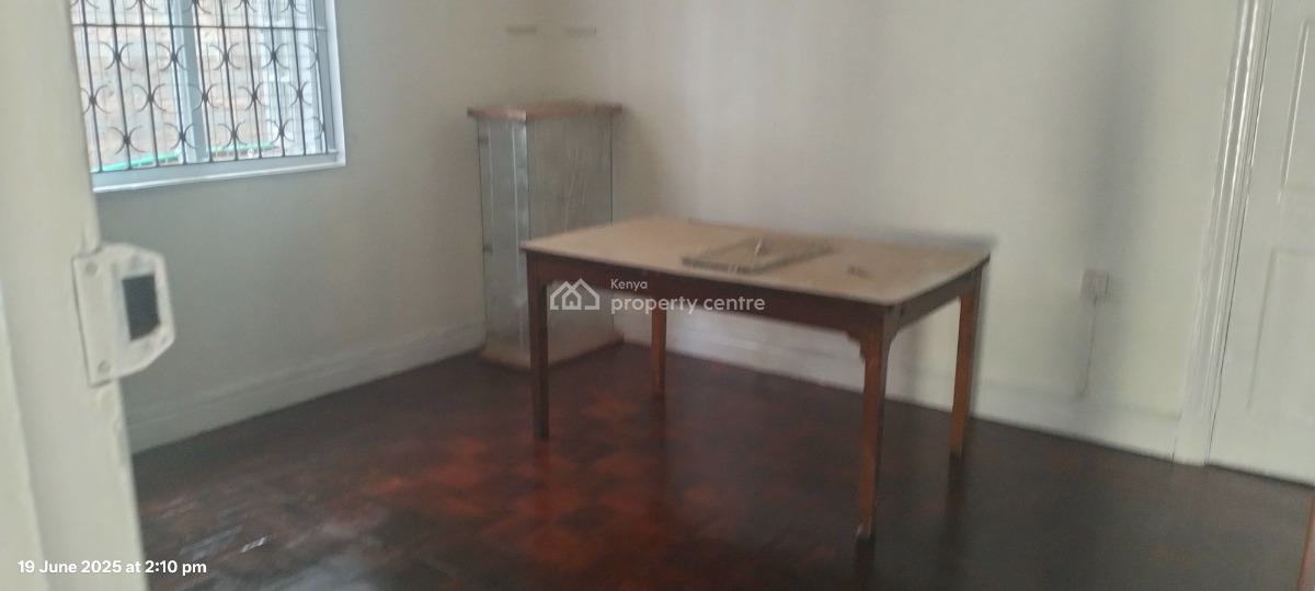 5 Bedroom Commercial Bungalow in Ngara, Muranga Road, Ngara, Nairobi, Office Space for Rent