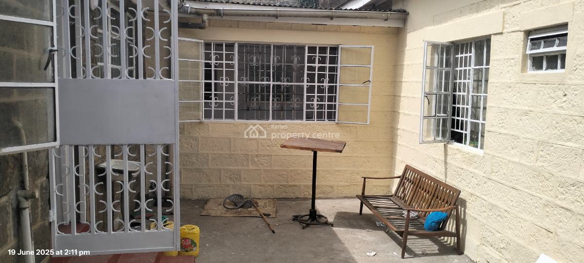 5 Bedroom Commercial Bungalow in Ngara, Muranga Road, Ngara, Nairobi, Office Space for Rent