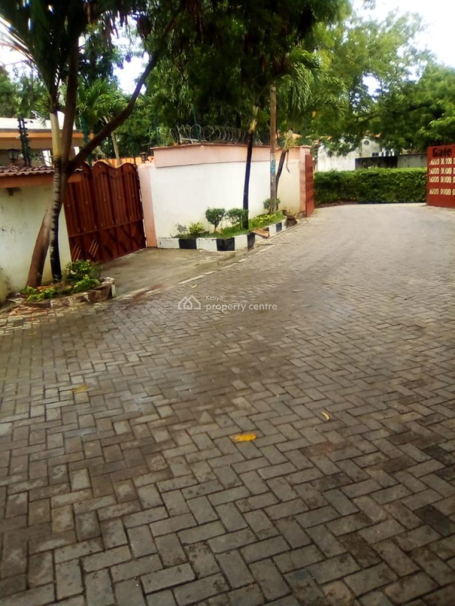 Empty Quarter Acre Plot in a Gated Community Shree Enclave Nyali  Mbs, Nyali Mombasa, Nyali, Mombasa, Mixed-use Land for Sale