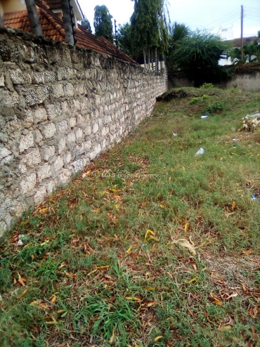 Empty Quarter Acre Plot in a Gated Community Shree Enclave Nyali  Mbs, Nyali Mombasa, Nyali, Mombasa, Mixed-use Land for Sale