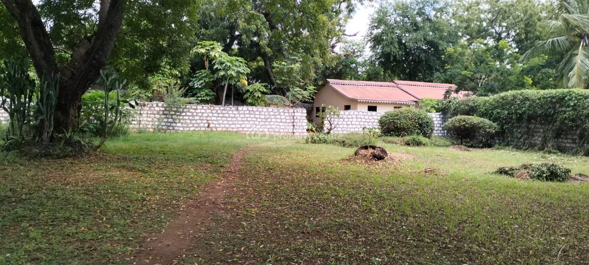 Prime 0.8 Acre Plot for in Malindi  2nd Row From The Beach  Lamu Rd, Ngowe/lamu Rd, Malindi Town, Kilifi, Land for Sale