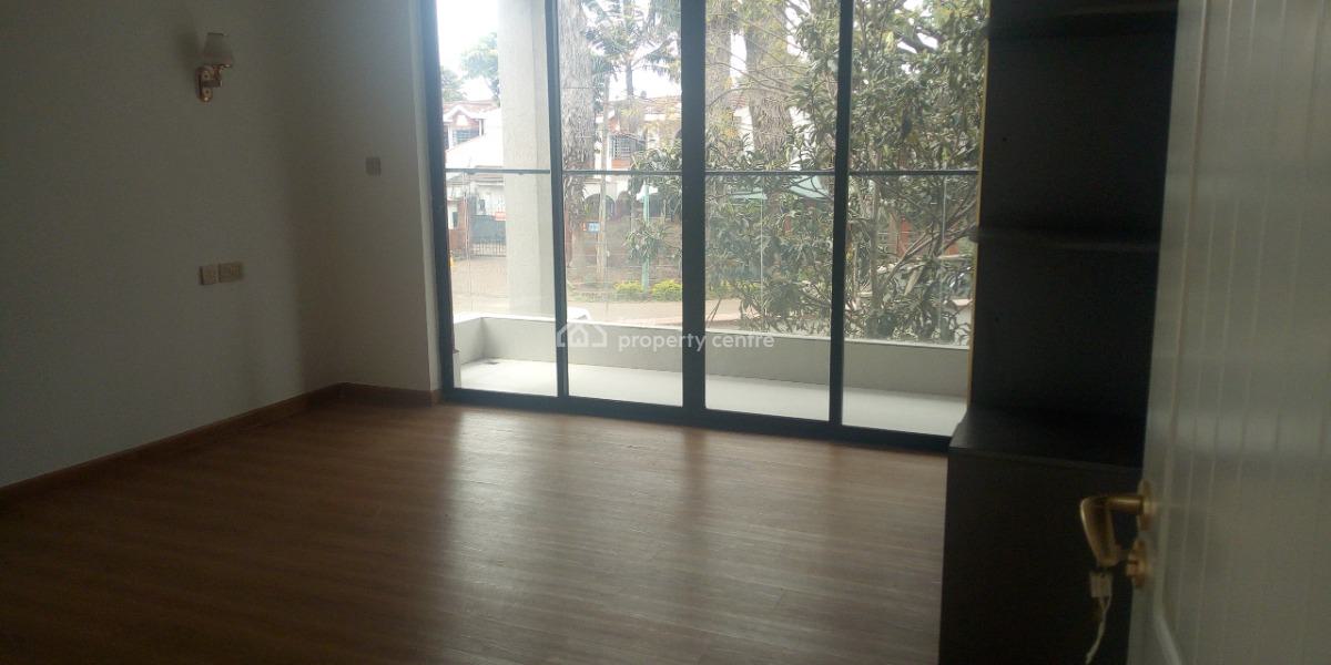 Five (2) Bedroom All Ensuite Neww Townhouse, Lavington Green Shopping Center, Lavington, Nairobi, House for Rent