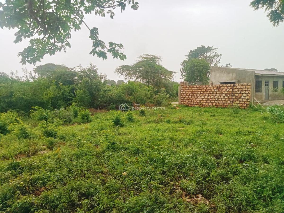 a Quarter of an Acre, Kilifi Bay Beach Resort  Second Row Beach 6.2m, Kilifi  Bofa, Bamba, Kilifi, Mixed-use Land for Sale
