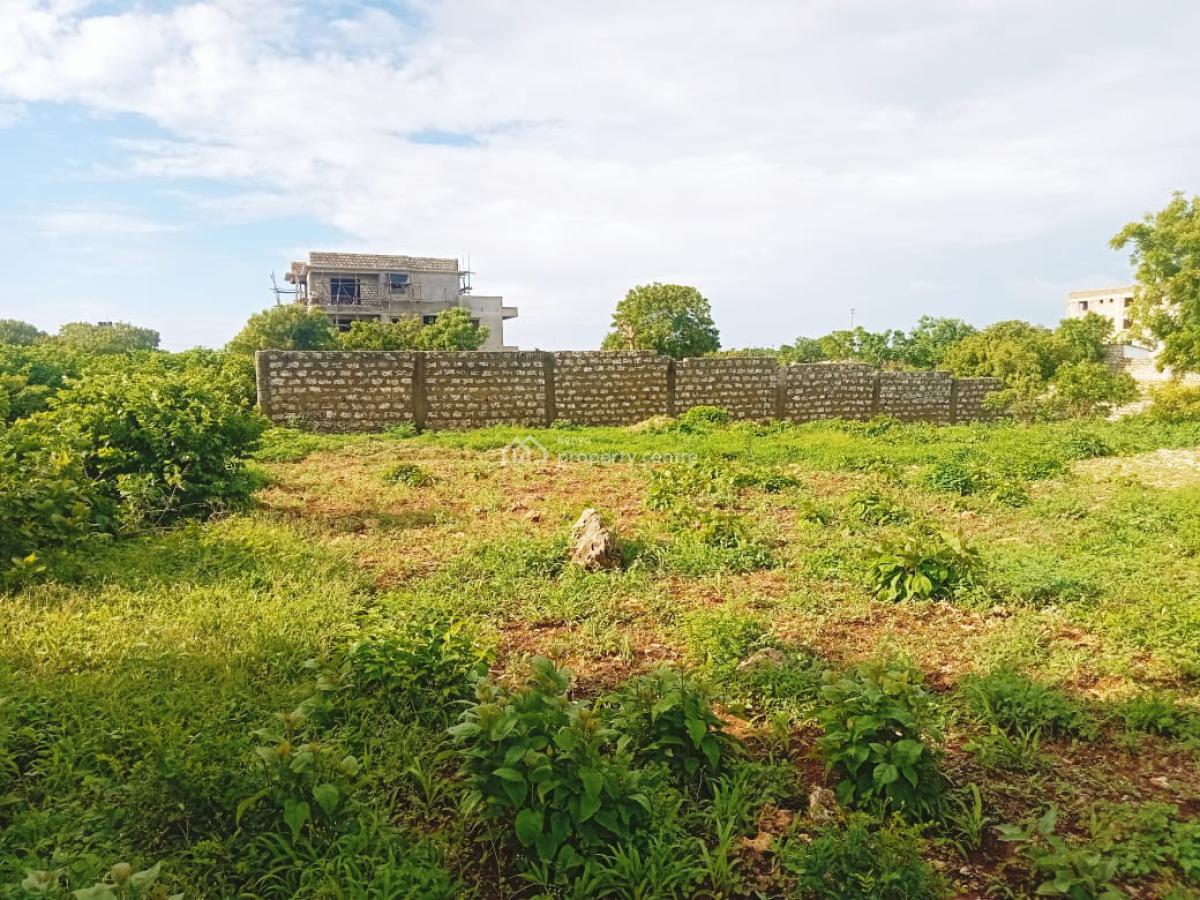 a Quarter of an Acre, Kilifi Bay Beach Resort  Second Row Beach 6.2m, Kilifi  Bofa, Bamba, Kilifi, Mixed-use Land for Sale