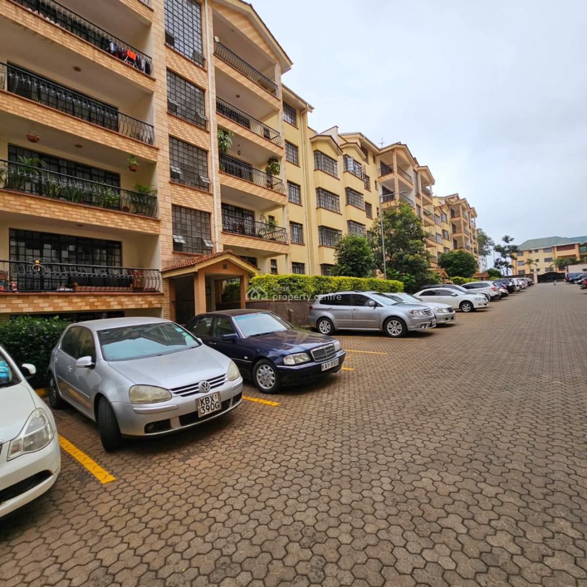 Executive 3 Bedroom Plus Dsq Apartment in Lavington, Lavington, Lavington, Nairobi, Apartment for Rent