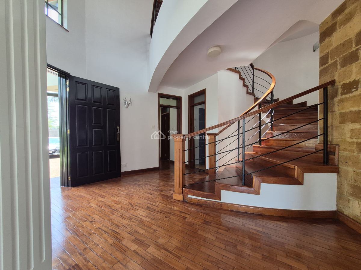Luxurious 6 Bedroom Townhouse with Dsq  in Garden Estate, Garden Estate, Roysambu, Nairobi, Townhouse for Sale